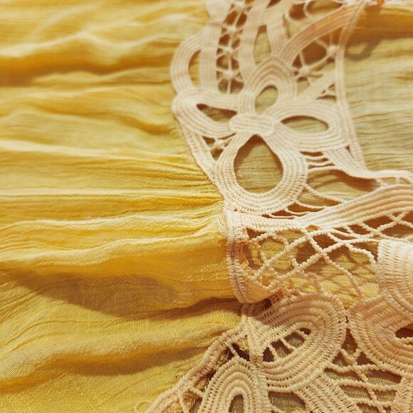 Hannah Blouse womens Size 2X Color Yellow Lightweight Top - Picture 5 of 10